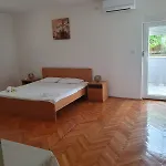 Bozovic Apartment