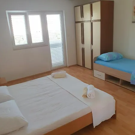 Apartment Bozovic *